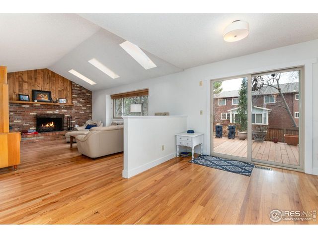 2253 Spinnaker Cir, Longmont, CO 80503