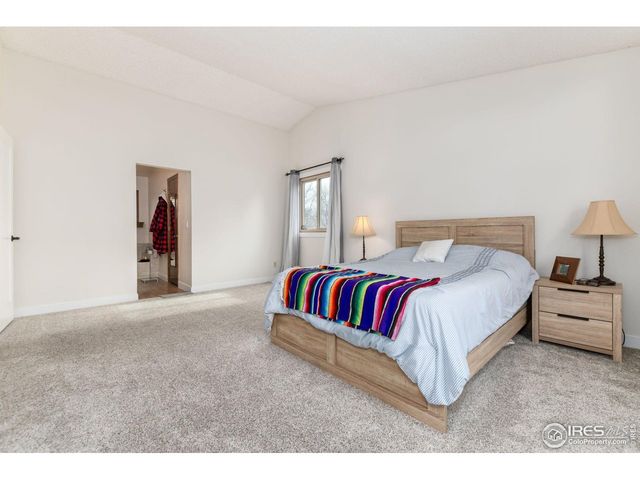 2253 Spinnaker Cir, Longmont, CO 80503