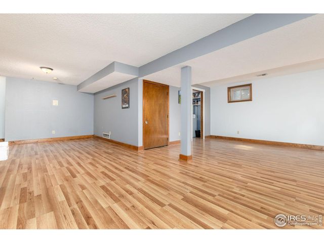 2253 Spinnaker Cir, Longmont, CO 80503