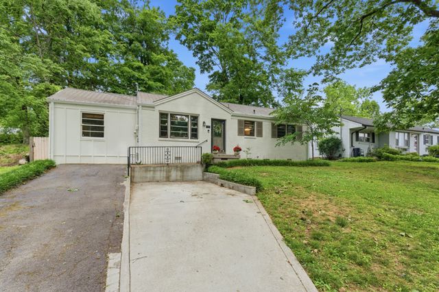 520 Cottonwood Dr, Nashville, TN 37214