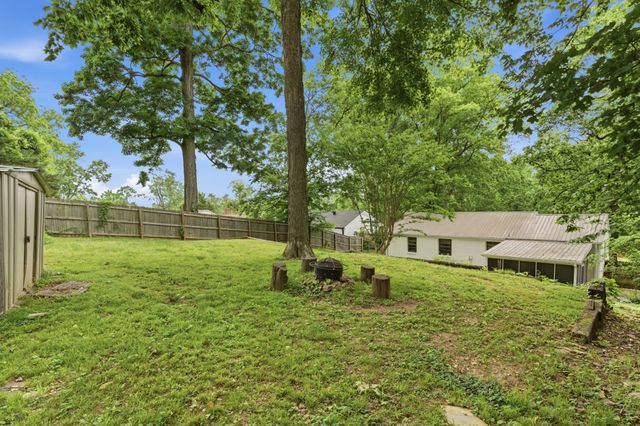 520 Cottonwood Dr, Nashville, TN 37214