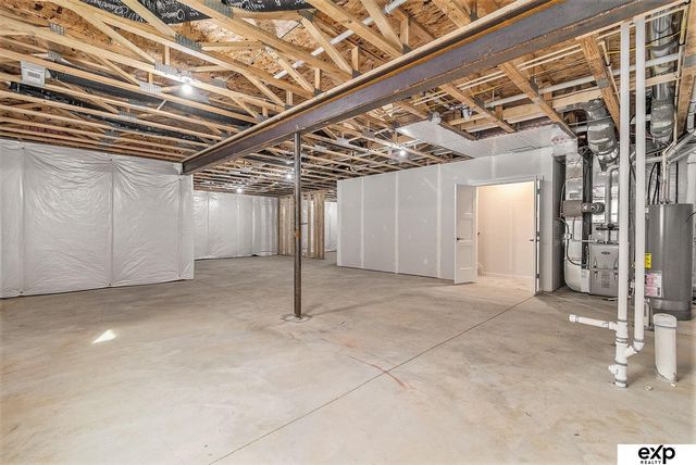 21703 McClellan Drive, Gretna, NE 68028