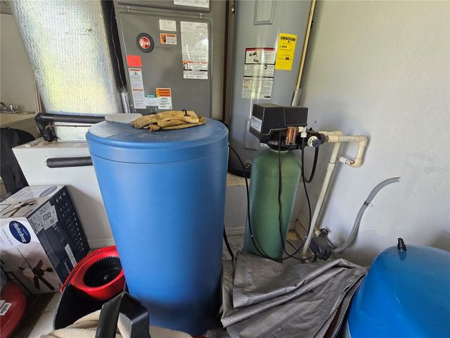 6221 NE 57TH PLACE, Silver Springs, FL 34488