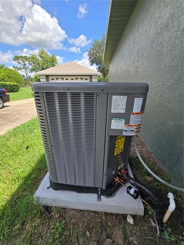 6221 NE 57TH PLACE, Silver Springs, FL 34488