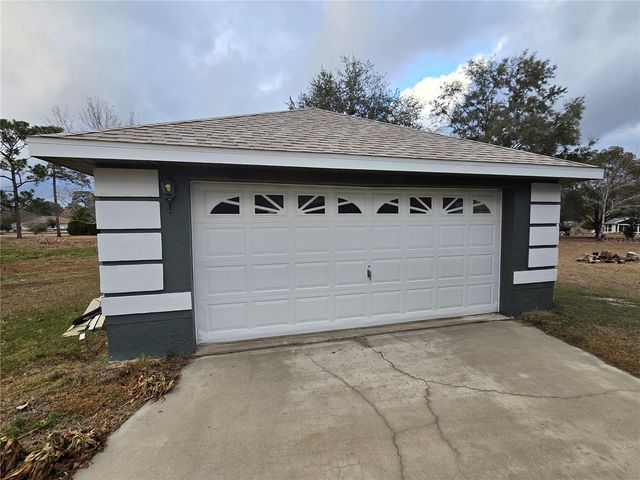 6221 NE 57TH PLACE, Silver Springs, FL 34488