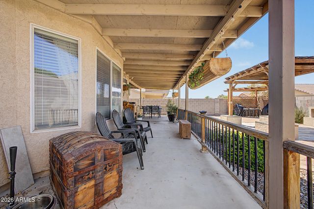 2712 W WAYLAND Drive, Phoenix, AZ 85041