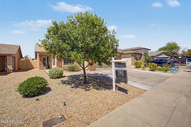 2712 W WAYLAND Drive, Phoenix, AZ 85041
