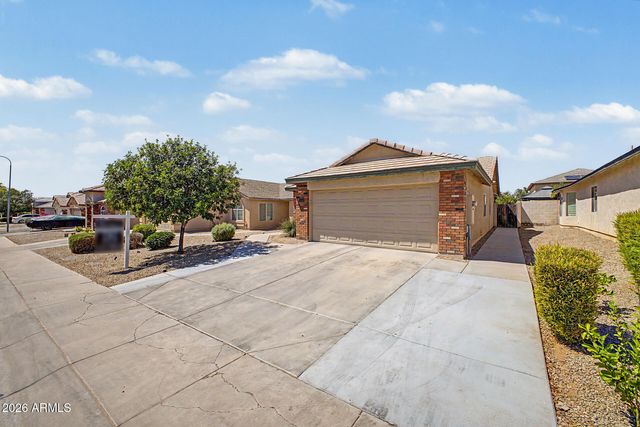 2712 W WAYLAND Drive, Phoenix, AZ 85041