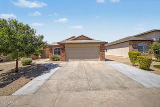 2712 W WAYLAND Drive, Phoenix, AZ 85041