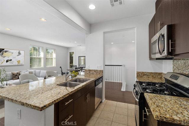 43114 Avenida Abril, Temecula, CA 92592