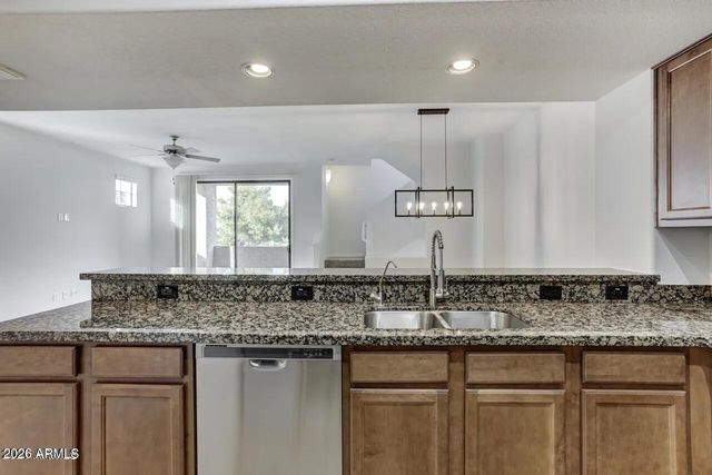 2315 N 52ND Street 147, Phoenix, AZ 85008