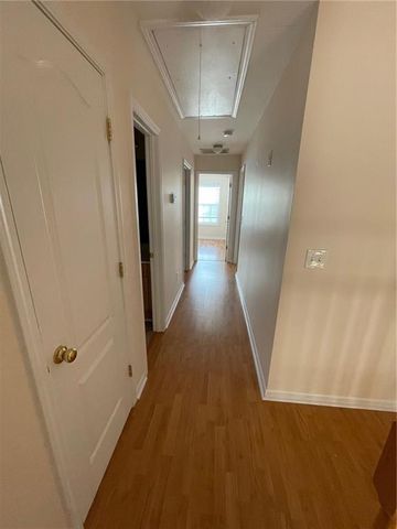 2369 Suwanee Pointe Drive, Lawrenceville, GA 30043