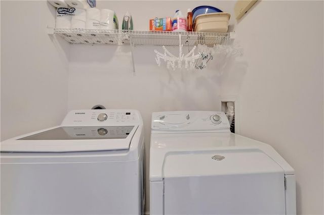 2369 Suwanee Pointe Drive, Lawrenceville, GA 30043