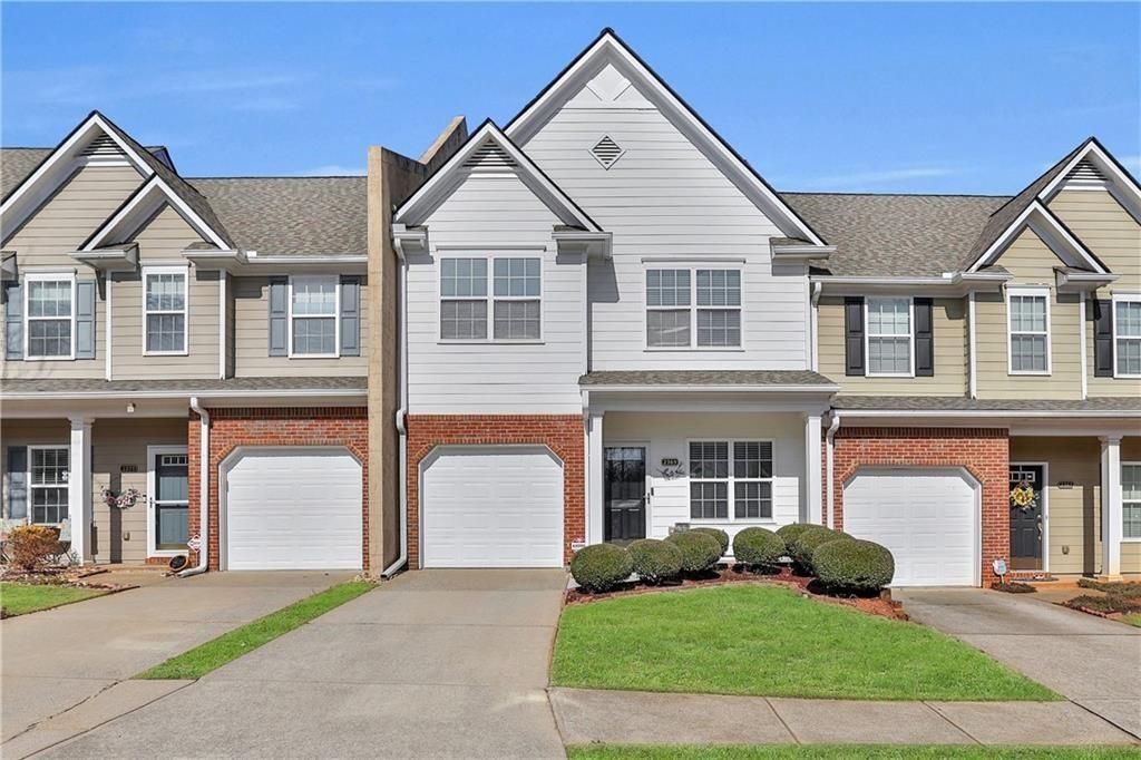 2369 Suwanee Pointe Drive, Lawrenceville, GA 30043