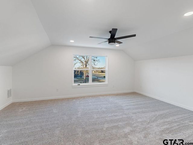 75 W Elmwood Dr, Mt Vernon, TX 75457