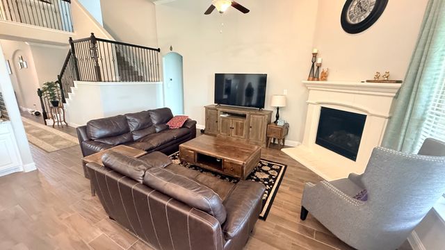 337 Prairie Ridge Lane, Lewisville, TX 75056