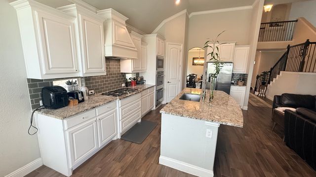 337 Prairie Ridge Lane, Lewisville, TX 75056