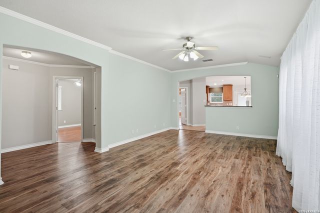 1120 Pinnacle Falls, San Antonio, TX 78260