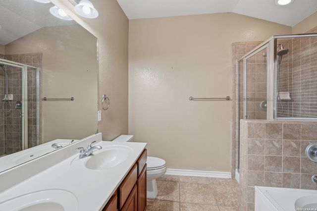 1120 Pinnacle Falls, San Antonio, TX 78260