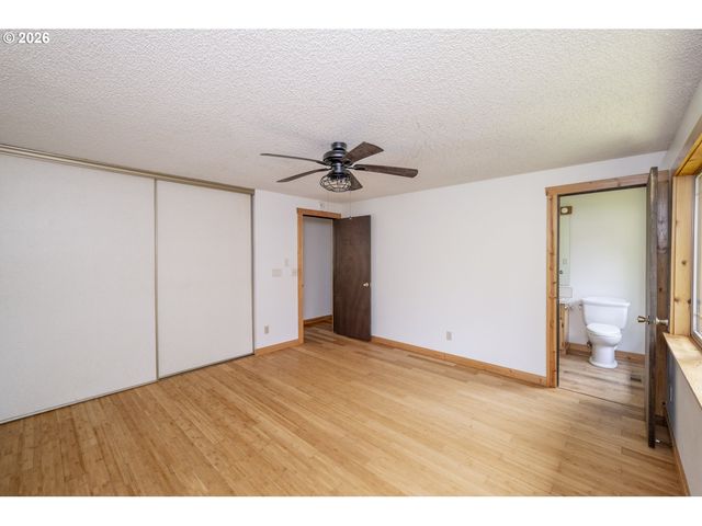 45900 E HAINES Rd, Corbett, OR 97019
