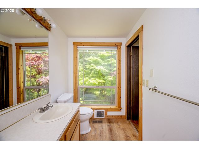 45900 E HAINES Rd, Corbett, OR 97019