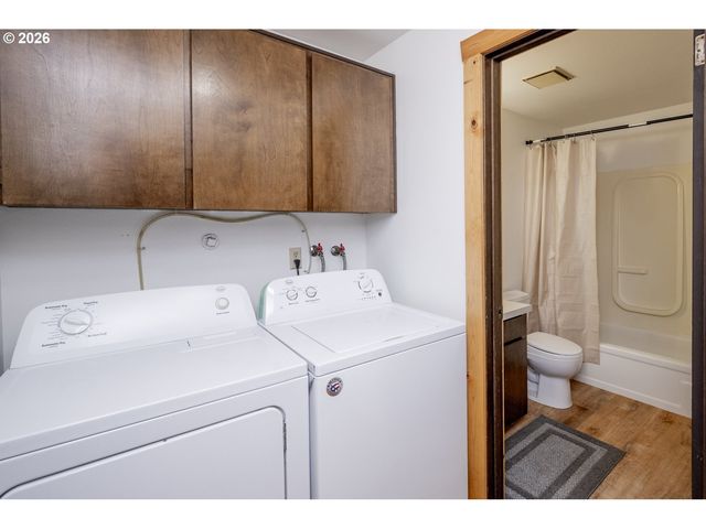 45900 E HAINES Rd, Corbett, OR 97019