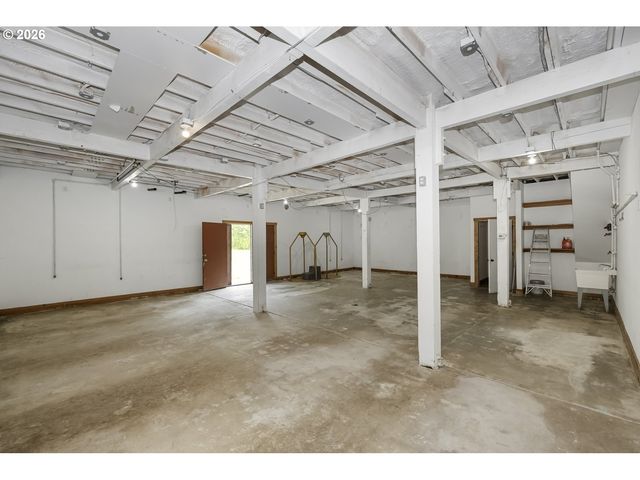 45900 E HAINES Rd, Corbett, OR 97019