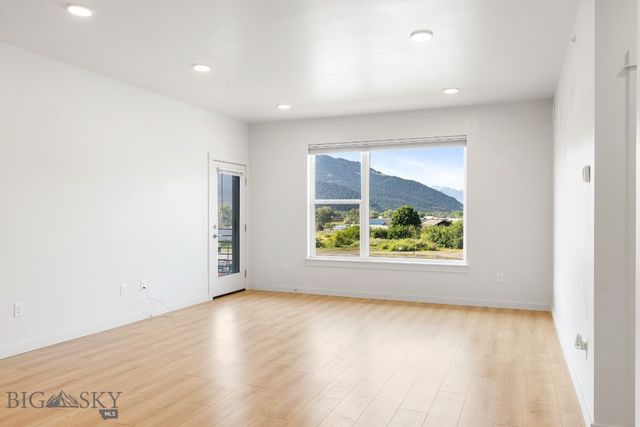 2221F Willow 104, Livingston, MT 59047