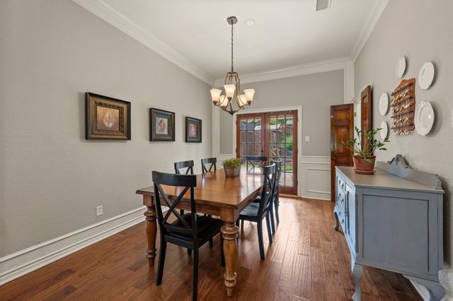 3502 Edgehill Street, Grapevine, TX 76051