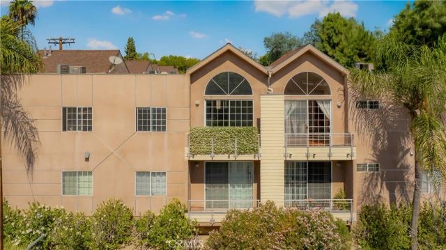 5620 Yolanda Avenue 214, Tarzana, CA 91356