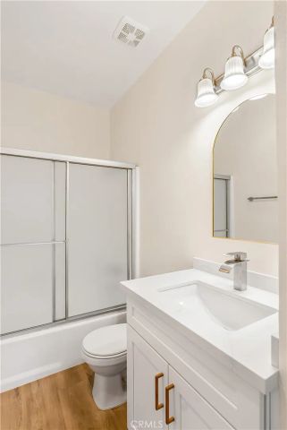 5620 Yolanda Avenue 214, Tarzana, CA 91356