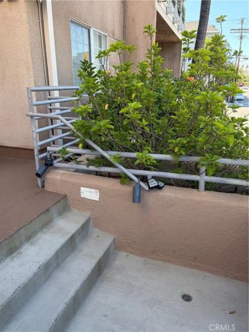 5620 Yolanda Avenue 214, Tarzana, CA 91356