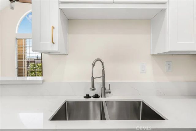 5620 Yolanda Avenue 214, Tarzana, CA 91356
