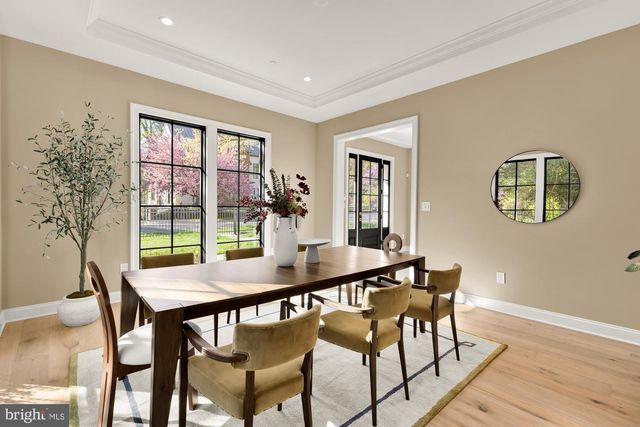 2733 CHESAPEAKE ST NW, Washington, DC 20008