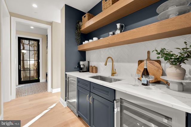 2733 CHESAPEAKE ST NW, Washington, DC 20008
