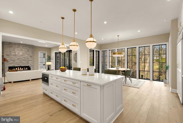 2733 CHESAPEAKE ST NW, Washington, DC 20008
