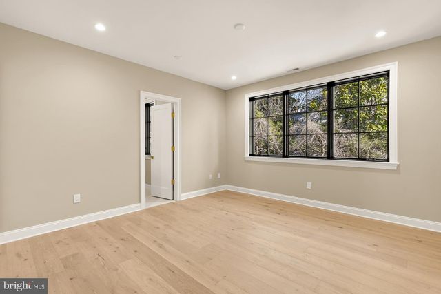 2733 CHESAPEAKE ST NW, Washington, DC 20008