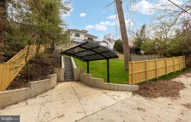 2733 CHESAPEAKE ST NW, Washington, DC 20008