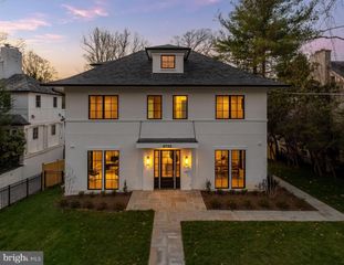 2733 CHESAPEAKE ST NW, Washington, DC 20008