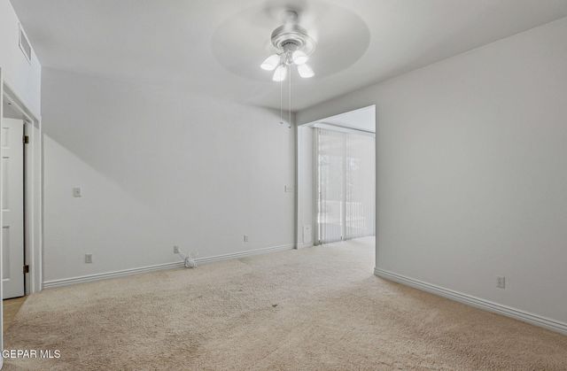 1057 LOS JARDINES Circle, El Paso, TX 79912