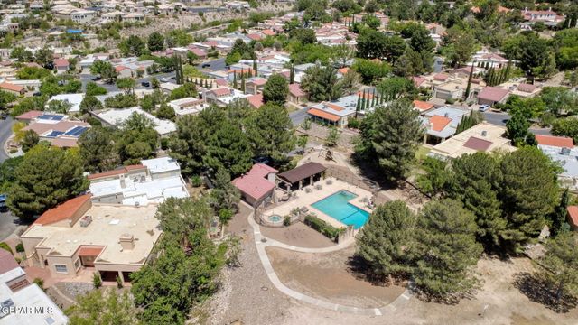 1057 LOS JARDINES Circle, El Paso, TX 79912