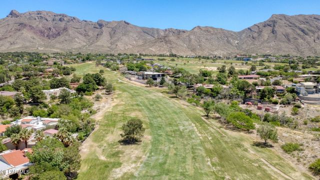 1057 LOS JARDINES Circle, El Paso, TX 79912