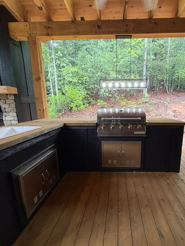 40 Whispering Lane, Blue Ridge, GA 30513