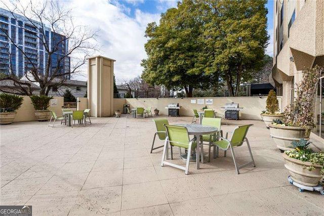 2479 Peachtree Road NE 217, Atlanta, GA 30305