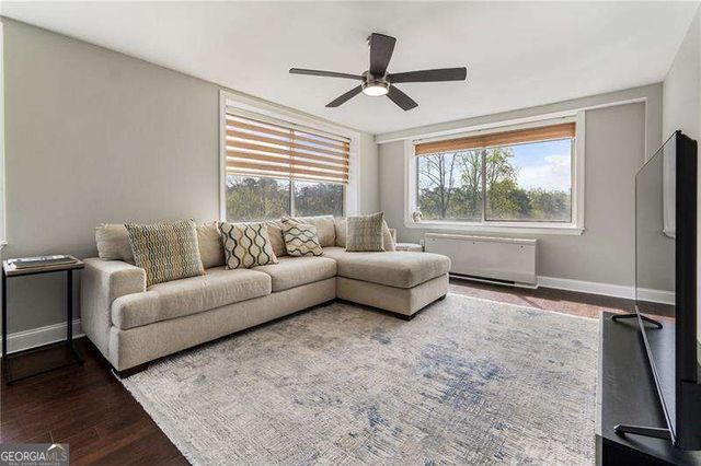2479 Peachtree Road NE 217, Atlanta, GA 30305