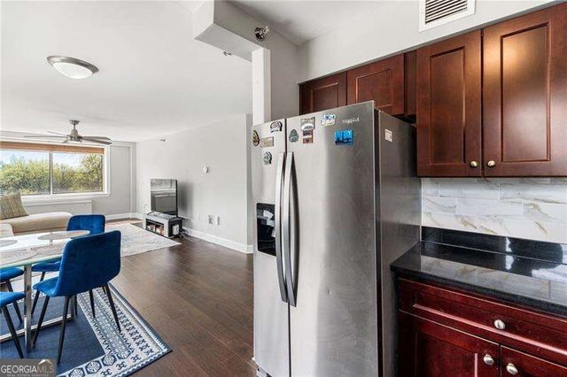 2479 Peachtree Road NE 217, Atlanta, GA 30305