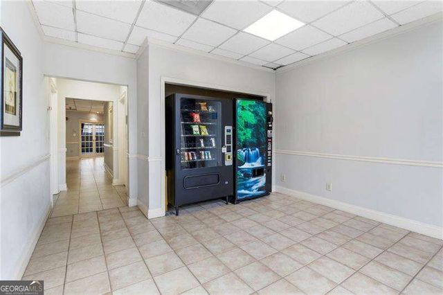 2479 Peachtree Road NE 217, Atlanta, GA 30305