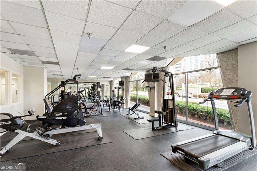 2479 Peachtree Road NE 217, Atlanta, GA 30305 — photo 4