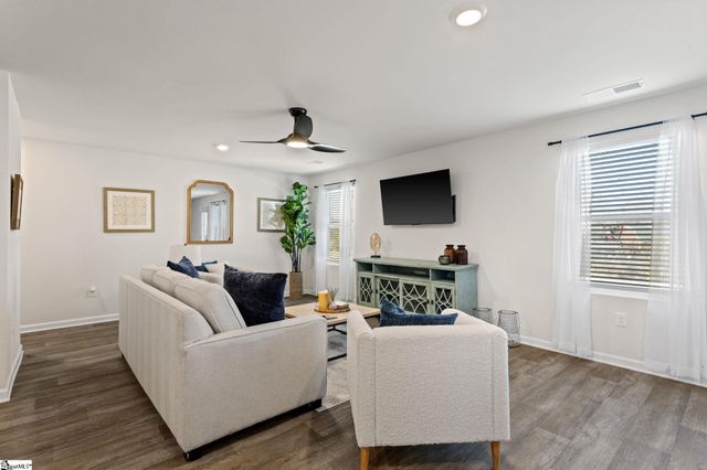 105 Green Pasture Road, Fountain Inn, SC 29664