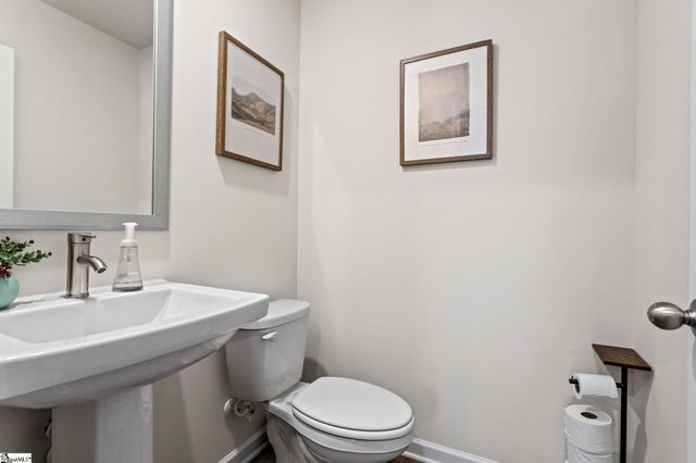 105 Green Pasture Road, Fountain Inn, SC 29664